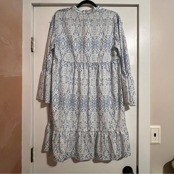 #122 MADE WITH LOVE BLUE LIGHTWEIGHT DRESS LARGE - Picture 2 of 4